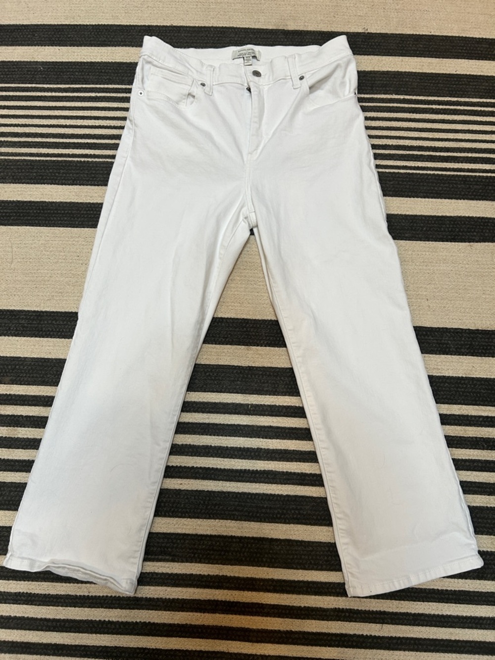 Banana Republic women’s White Straight cropped pants